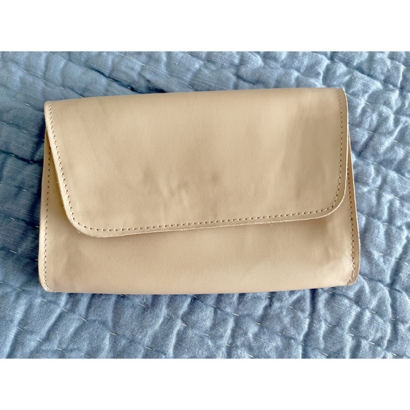 Vegan Leather Envelope Clutch - Picture 1 of 7